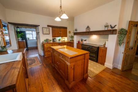 3 bedroom Semi-detached house for sale in Newcastle Road, East Boldon, NE36