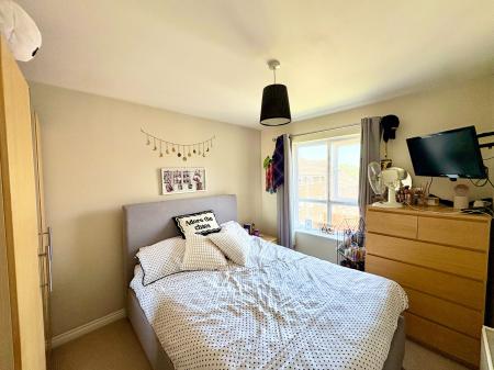 2 bedroom Flat for sale in Cosgrove Court, Newcastle upon Tyne, NE7