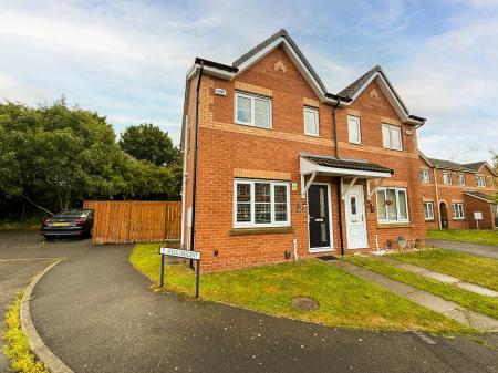 2 bedroom Semi-detached house for sale in Angus Crescent, North Shields, North Shields, NE29