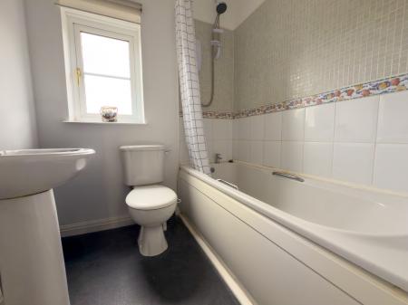 2 bedroom Semi-detached house for sale in Angus Crescent, North Shields, North Shields, NE29