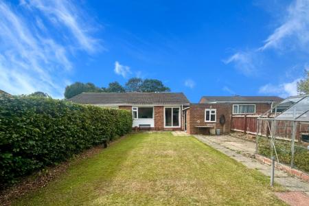 2 bedroom Semi-detached bungalow for sale in Chadderton Drive, Newcastle upon Tyne, NE5