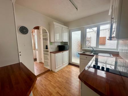 2 bedroom Semi-detached bungalow for sale in Chadderton Drive, Newcastle upon Tyne, NE5