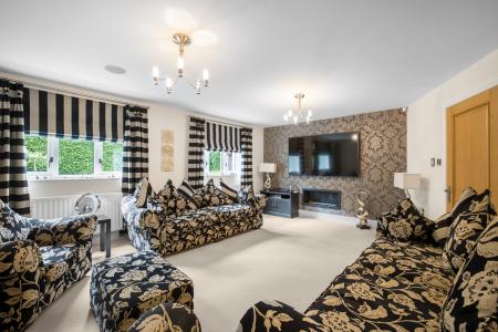 5 bedroom Detached house for sale in Edge Hill, Darras Hall, Ponteland, NE20