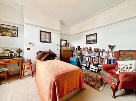 4 bedroom Terraced House for sale in Clifton Terrace, Forest Hall, Newcastle upon Tyne, NE12