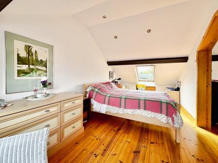 4 bedroom Terraced House for sale in Clifton Terrace, Forest Hall, Newcastle upon Tyne, NE12