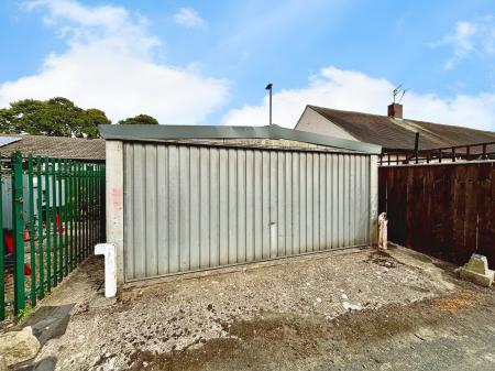 4 bedroom Terraced House for sale in Clifton Terrace, Forest Hall, Newcastle upon Tyne, NE12