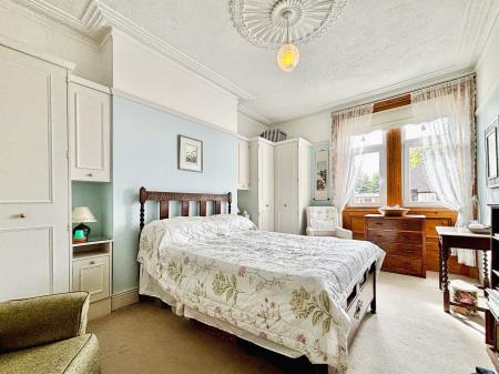 4 bedroom Terraced House for sale in Clifton Terrace, Forest Hall, Newcastle upon Tyne, NE12