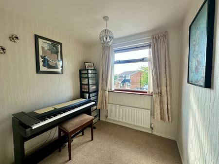 3 bedroom Semi-detached house for sale in Neptune Road, Dumpling Hall, Newcastle upon Tyne, NE15