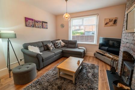 2 bedroom Terraced House for sale in Edwina Gardens, North Shields, North Shields, NE29