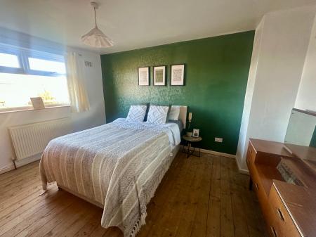 3 bedroom Semi-detached house for sale in Park Avenue, Prudhoe, NE42