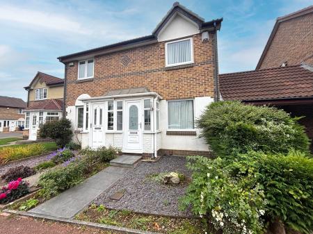 2 bedroom Semi-detached house for sale in Benwell Village Mews, Benwell Village, Newcastle upon Tyne, NE15