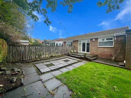 2 bedroom Semi-detached bungalow for sale in Priory Way, Whorlton Grange, Newcastle upon Tyne, NE5