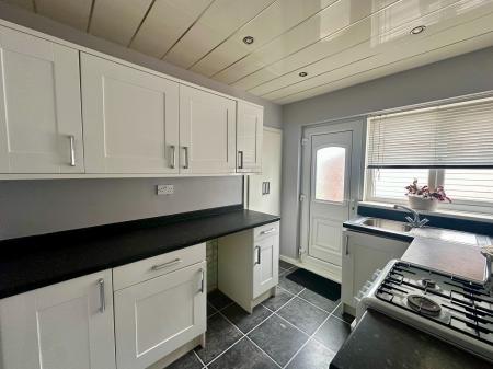 2 bedroom Semi-detached bungalow for sale in Priory Way, Whorlton Grange, Newcastle upon Tyne, NE5