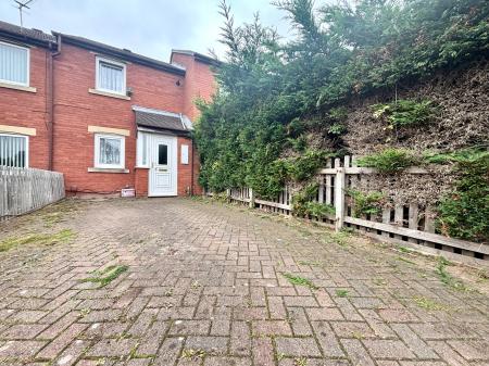 2 bedroom Terraced House for sale in Howlett Hall Road, Denton Burn, Newcastle upon Tyne, NE15