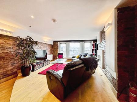 1 bedroom Flat for sale in Akenside House, Akenside Hill, Newcastle upon Tyne, NE1