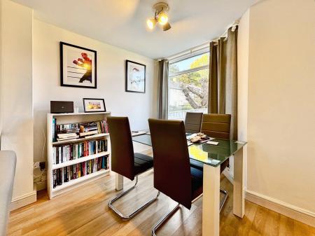 2 bedroom Semi-detached house for sale in Fairways Avenue, Benton, Newcastle upon Tyne, NE7