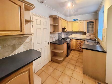 2 bedroom Terraced House for sale in Cleadon Street, Consett, DH8