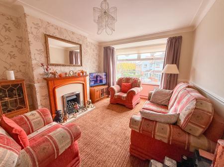 2 bedroom Flat for sale in Balkwell Avenue, North Shields, North Shields, NE29