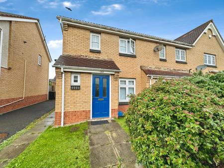 2 bedroom End of terrace house for sale in Chesters Avenue, Longbenton, Newcastle upon Tyne, NE12