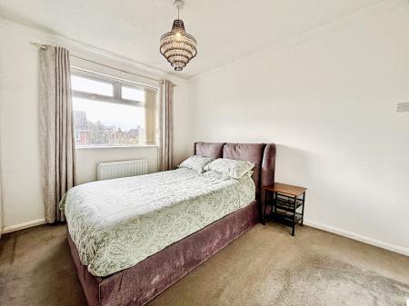 3 bedroom Semi-detached house for sale in Yewburn Way, Benton, Newcastle upon Tyne, NE12