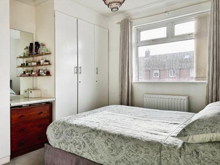3 bedroom Semi-detached house for sale in Yewburn Way, Benton, Newcastle upon Tyne, NE12
