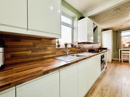 3 bedroom Semi-detached house for sale in Yewburn Way, Benton, Newcastle upon Tyne, NE12