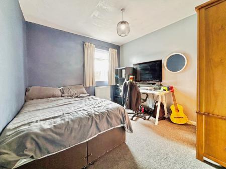 3 bedroom Semi-detached house for sale in Yewburn Way, Benton, Newcastle upon Tyne, NE12