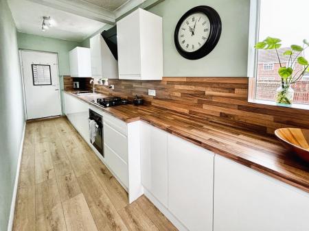 3 bedroom Semi-detached house for sale in Yewburn Way, Benton, Newcastle upon Tyne, NE12