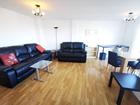 2 bedroom Apartment to let in Mill Road, Gateshead, NE8