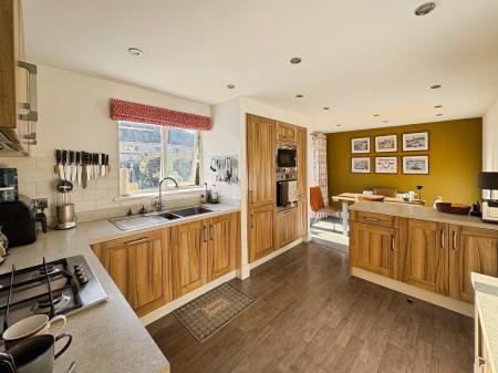 4 bedroom Detached house for sale in Warrington Grove, North Shields, North Shields, NE29