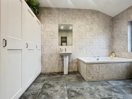 3 bedroom Terraced House for sale in Warkworth Crescent, Newburn, Newcastle upon Tyne, NE15