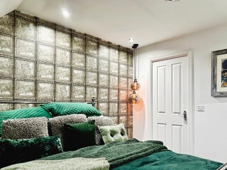 3 bedroom Terraced House for sale in Oxford Close, Longbenton, Newcastle upon Tyne, NE12