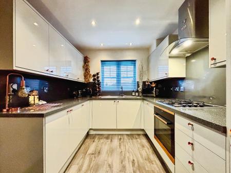 3 bedroom Terraced House for sale in Oxford Close, Longbenton, Newcastle upon Tyne, NE12