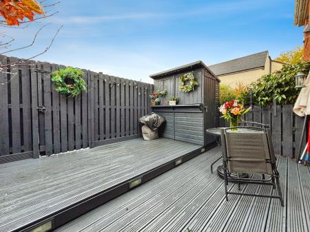 3 bedroom Terraced House for sale in Oxford Close, Longbenton, Newcastle upon Tyne, NE12