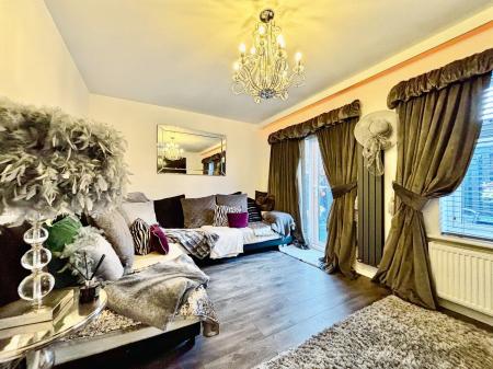 3 bedroom Terraced House for sale in Oxford Close, Longbenton, Newcastle upon Tyne, NE12