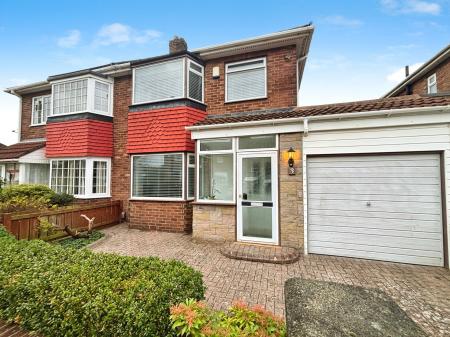 2 bedroom Semi-detached house for sale in Reedsmouth Place, Fenham, Newcastle upon Tyne, NE5
