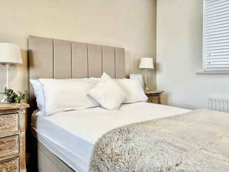 2 bedroom Semi-detached house for sale in Moor View, Camperdown, Newcastle upon Tyne, NE12