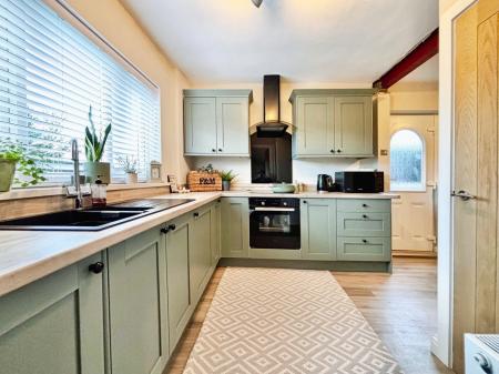 2 bedroom Semi-detached house for sale in Moor View, Camperdown, Newcastle upon Tyne, NE12
