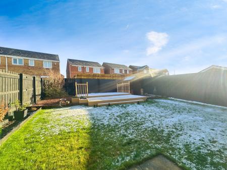 4 bedroom Detached house for sale in Bede Close, Holystone, Newcastle upon Tyne, NE12