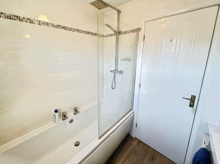 4 bedroom Detached house for sale in Bede Close, Holystone, Newcastle upon Tyne, NE12