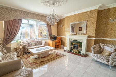 4 bedroom Semi-detached house for sale in Grange Road, Fenham, Newcastle upon Tyne, NE4
