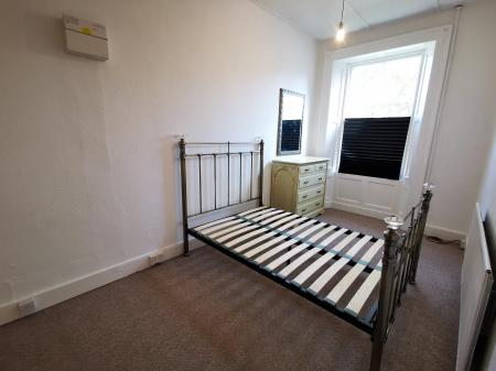 1 bedroom Flat to let in St Albans Place, Tynemouth, NE30