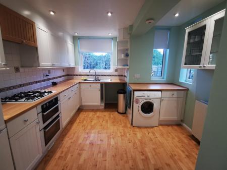 3 bedroom Semi-detached house to let in Kirton Avenue, Newcastle upon Tyne, NE4