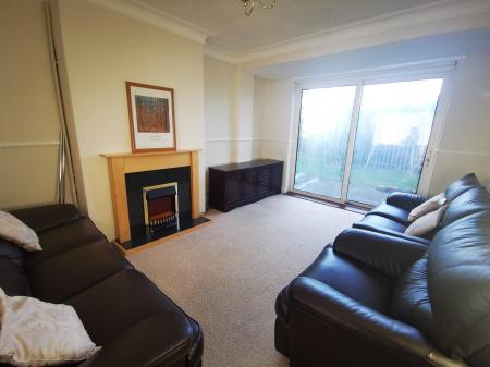 3 bedroom Semi-detached house to let in Kirton Avenue, Newcastle upon Tyne, NE4