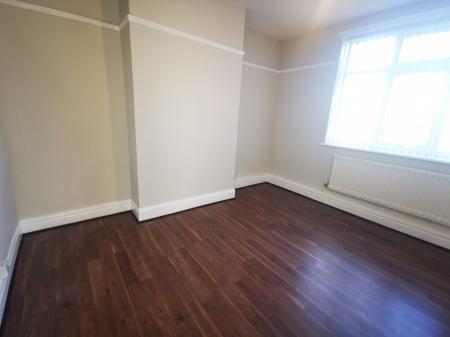 3 bedroom Semi-detached house to let in Kirton Avenue, Newcastle upon Tyne, NE4