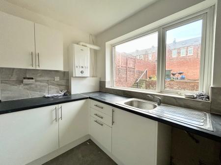 1 bedroom Flat to let in Howdon Road, North Shields, NE29
