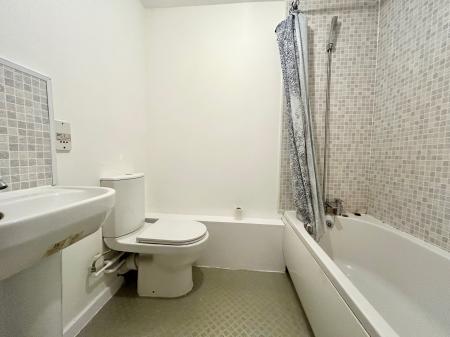 1 bedroom Flat to let in Dunholme Road, Grainger Park, Newcastle upon Tyne, NE4