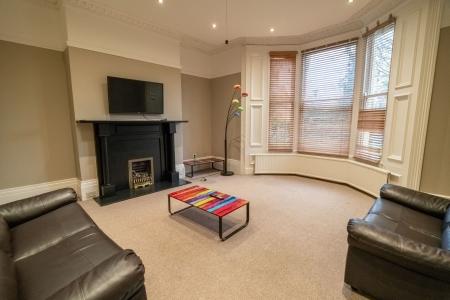 8 bedroom Terraced House to let in St Bedes Park, Sunderland, SR2