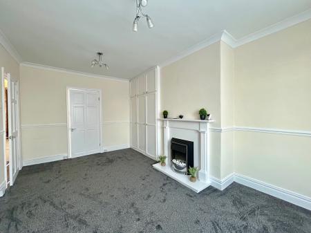 2 bedroom Flat to let in Caroline Gardens, Wallsend, NE28