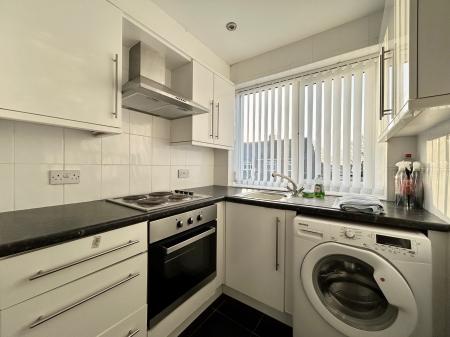 2 bedroom Flat to let in Caroline Gardens, Wallsend, NE28